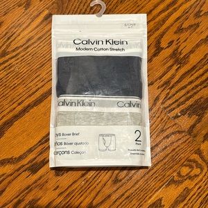 NWT boys Calvin Klein boxer briefs size 6-7